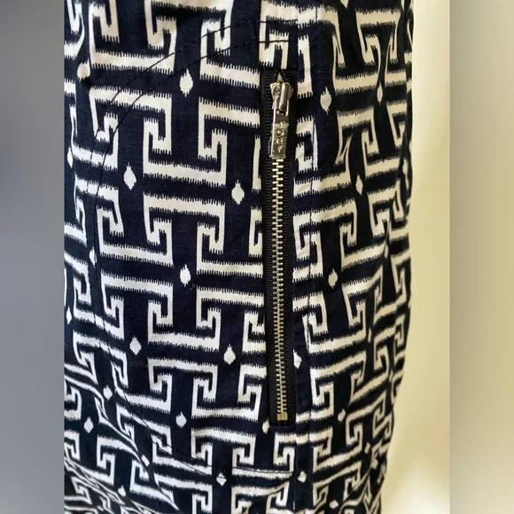 Authentic Tory Burch dark blue and White Patterned Midi Dress. Very stylish.